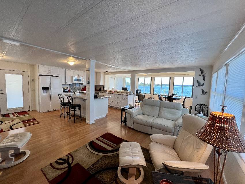 327 3rd St Dr W #11 a Palmetto, FL Mobile or Manufactured Home for Sale